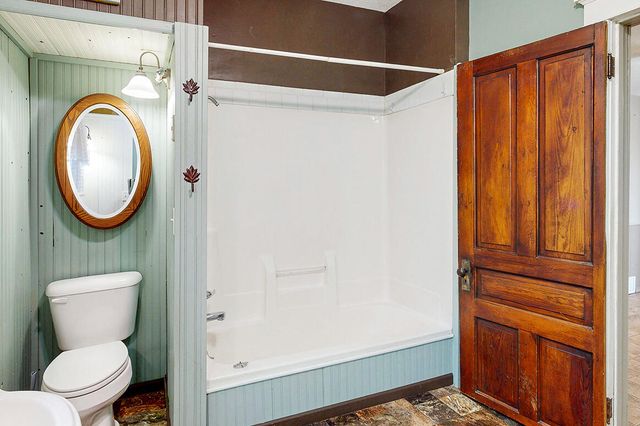 472 6TH Avenue, Manilla, IA 51454