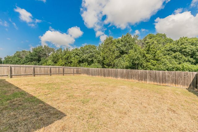 725 Oak Creek Drive, Hutchins, TX 75141