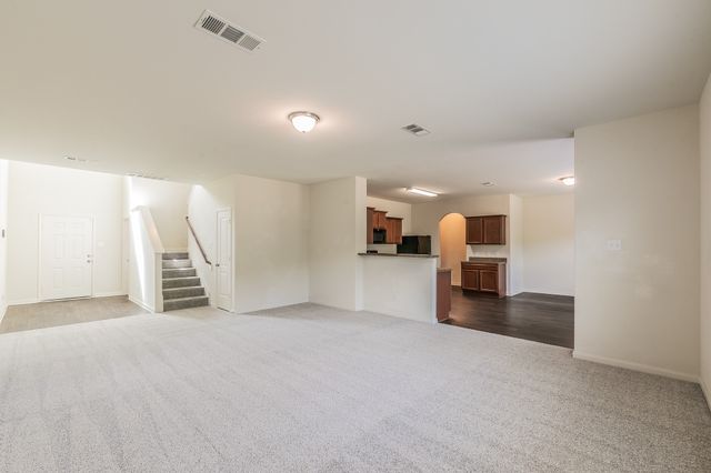 725 Oak Creek Drive, Hutchins, TX 75141