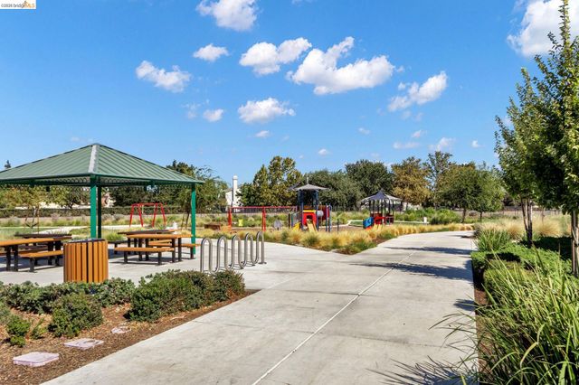 1862 Chandler Dr, Brentwood, CA 94513