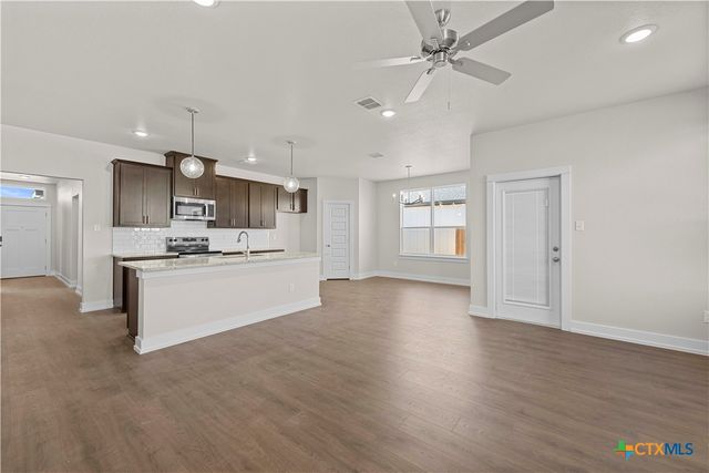 151 Grand Canyon Drive, Copperas Cove, TX 76522