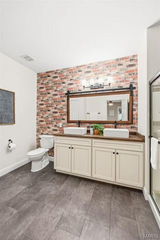 3456 Harbor Crossing Drive, St Charles, MO 63301