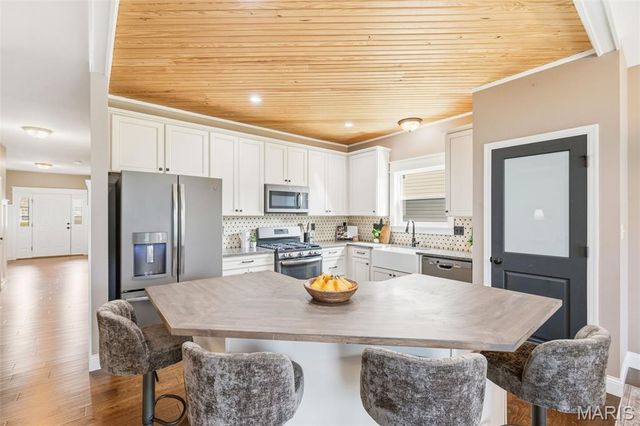 3456 Harbor Crossing Drive, St Charles, MO 63301