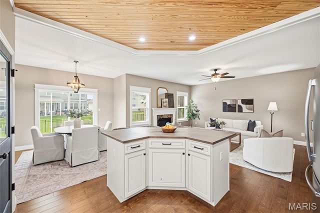 3456 Harbor Crossing Drive, St Charles, MO 63301