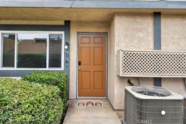 521 West 9th Street, Upland, CA 91786