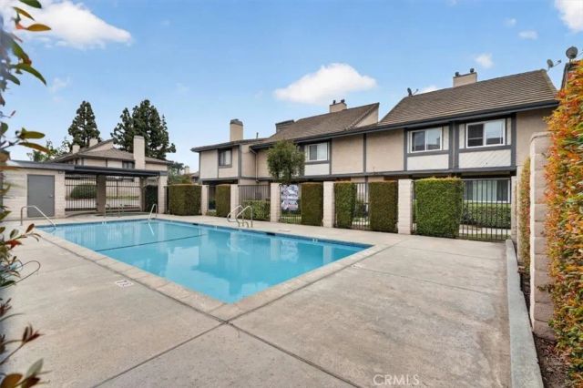 521 West 9th Street, Upland, CA 91786