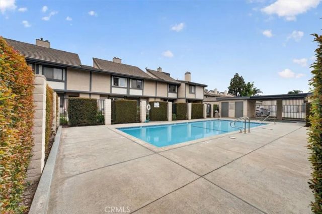 521 West 9th Street, Upland, CA 91786
