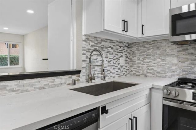 521 West 9th Street, Upland, CA 91786