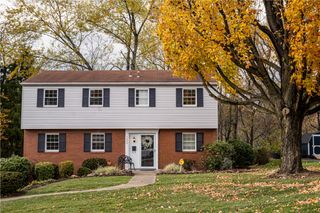 1332 Hazenwood Dr, Monroeville, PA 15146
