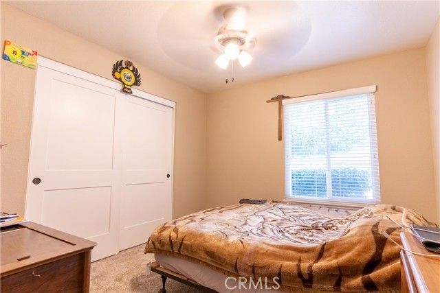 21101 Sitkan Rd, Apple Valley, CA 92308