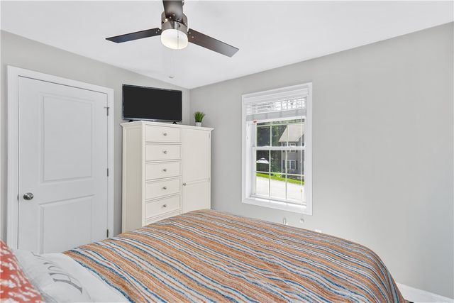 16 Liane Drive, Woonsocket, RI 02895