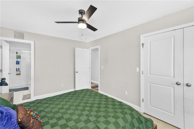 16 Liane Drive, Woonsocket, RI 02895