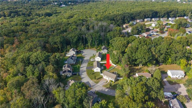 16 Liane Drive, Woonsocket, RI 02895