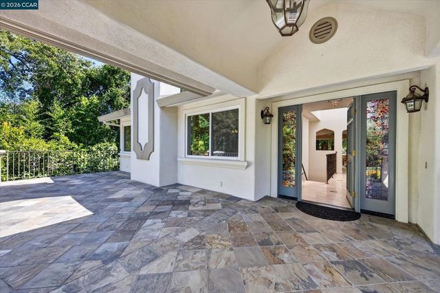 891 Livorna Rd, Alamo, CA 94507