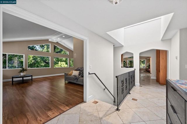 891 Livorna Rd, Alamo, CA 94507