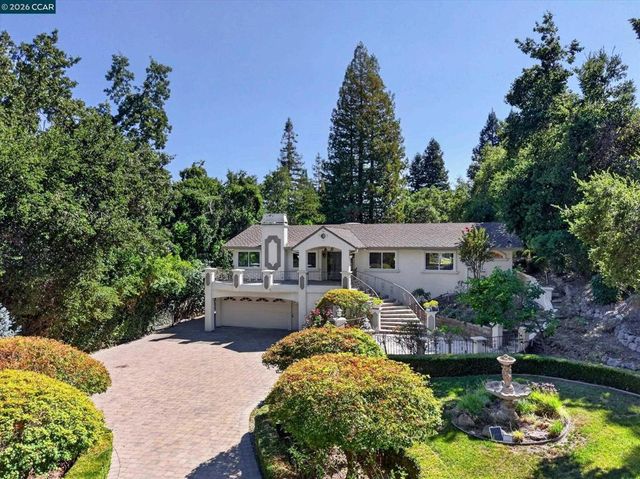 891 Livorna Rd, Alamo, CA 94507