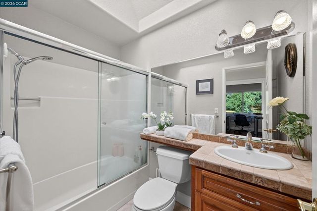 891 Livorna Rd, Alamo, CA 94507