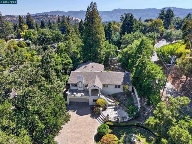 891 Livorna Rd, Alamo, CA 94507