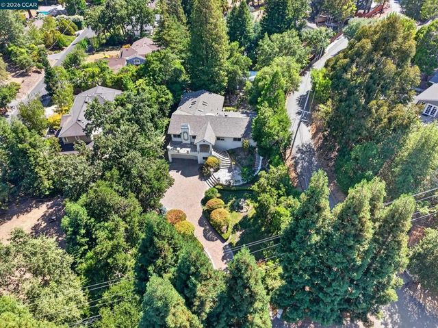 891 Livorna Rd, Alamo, CA 94507