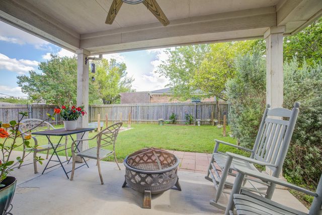 202 McCarthur DR, Leander, TX 78641
