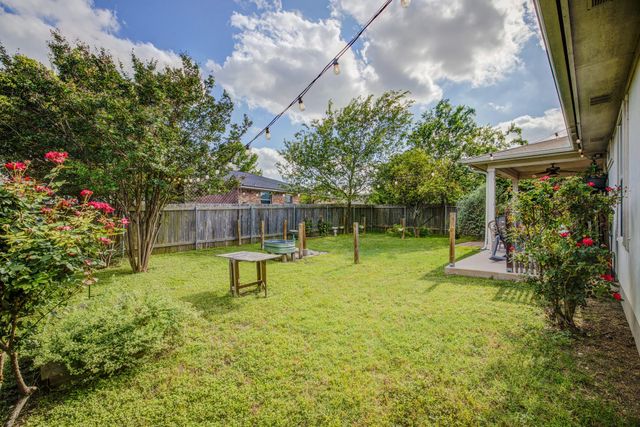 202 McCarthur DR, Leander, TX 78641