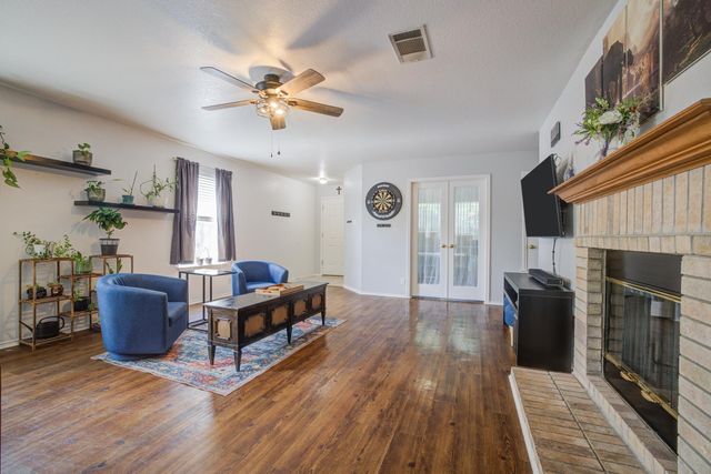 202 McCarthur DR, Leander, TX 78641