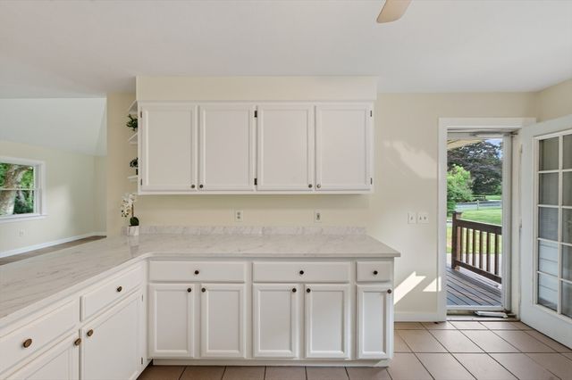 240 W Main Street, West Brookfield, MA 01585