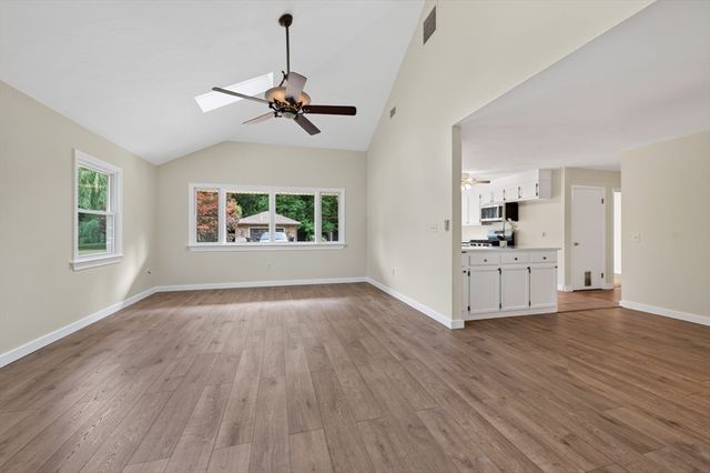 240 W Main Street, West Brookfield, MA 01585
