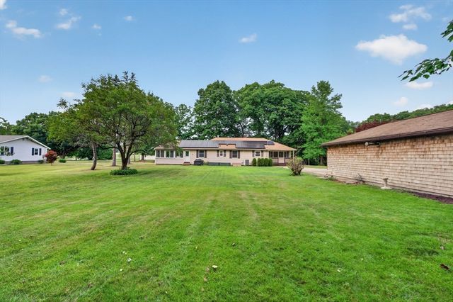 240 W Main Street, West Brookfield, MA 01585