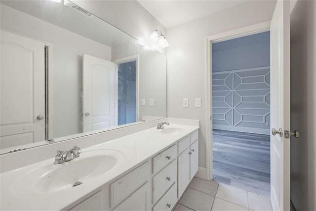 1423 Swiftwater Circle, Mcdonough, GA 30252