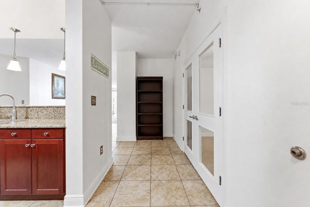 628 CLEVELAND STREET 1211, Clearwater, FL 33755