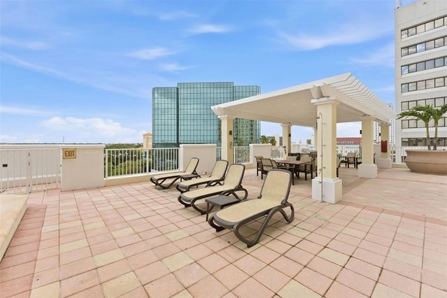 628 CLEVELAND STREET 1211, Clearwater, FL 33755
