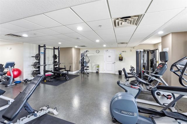 628 CLEVELAND STREET 1211, Clearwater, FL 33755