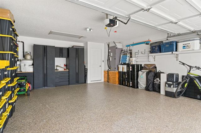 9474 MISSISSIPPI RUN, Weeki Wachee, FL 34613