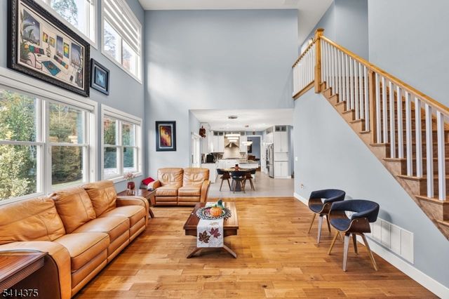 1993 Amwell Rd, Franklin Twp., NJ 08873