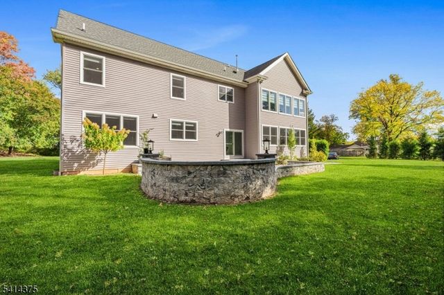 1993 Amwell Rd, Franklin Twp., NJ 08873