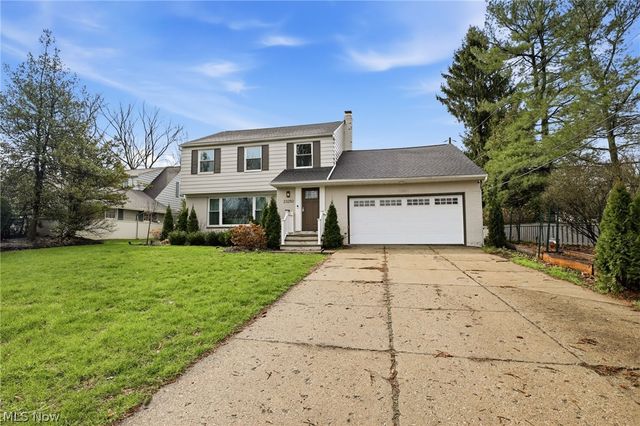 23250 Fairmount Boulevard, Shaker Heights, OH 44122