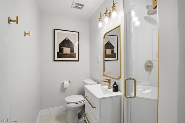 23250 Fairmount Boulevard, Shaker Heights, OH 44122