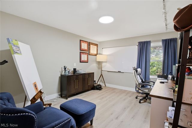 23250 Fairmount Boulevard, Shaker Heights, OH 44122