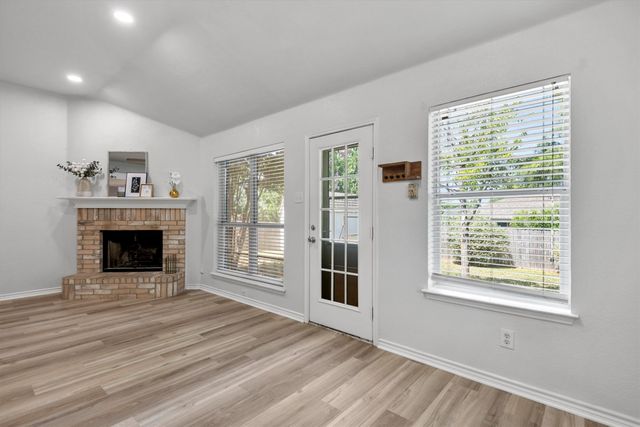 1309 Indian Wells Trail, Midlothian, TX 76065