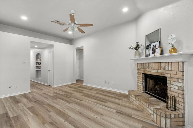 1309 Indian Wells Trail, Midlothian, TX 76065