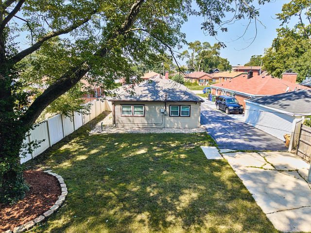 11535 S Sacramento Drive, Merrionette Park, IL 60803