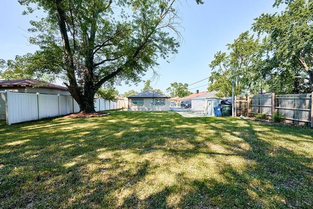 11535 S Sacramento Drive, Merrionette Park, IL 60803
