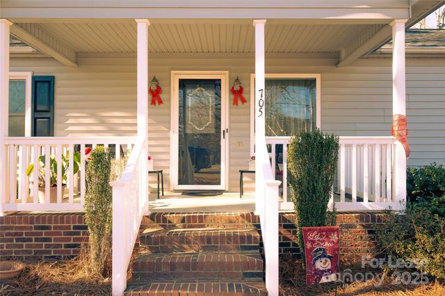 705 Washington Lane, Kannapolis, NC 28083