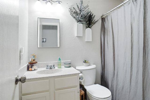 2208 Maple Drive, Little Elm, TX 75068