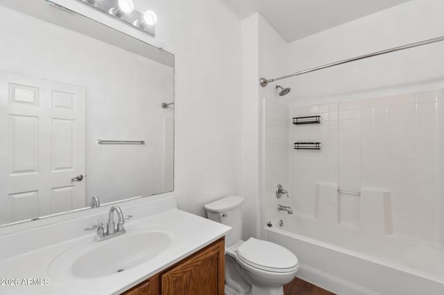 4916 W HARWELL Road, Laveen, AZ 85339