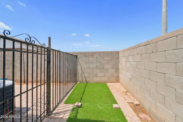 4916 W HARWELL Road, Laveen, AZ 85339