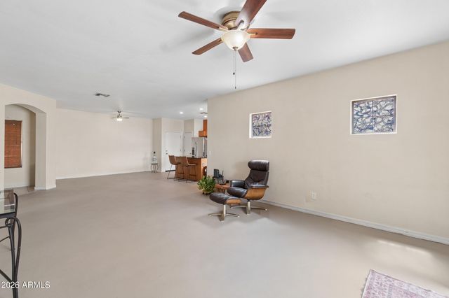 4916 W HARWELL Road, Laveen, AZ 85339