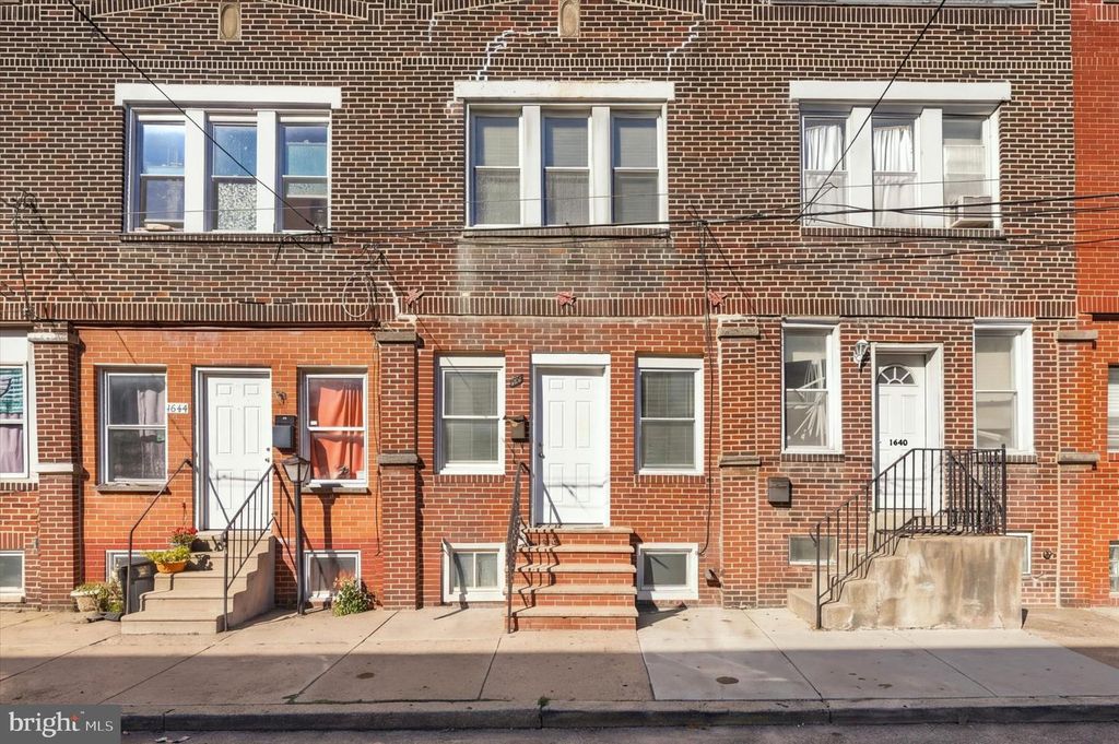 1642 S NEWKIRK ST, PHILADELPHIA, PA 19145 — exterior