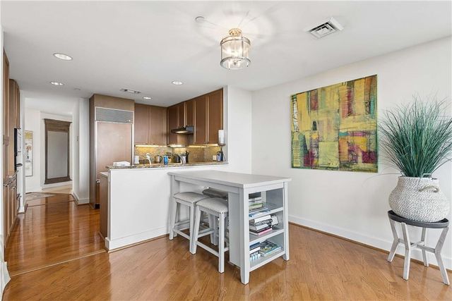 700 Park Regency Place NE 1607, Atlanta, GA 30326